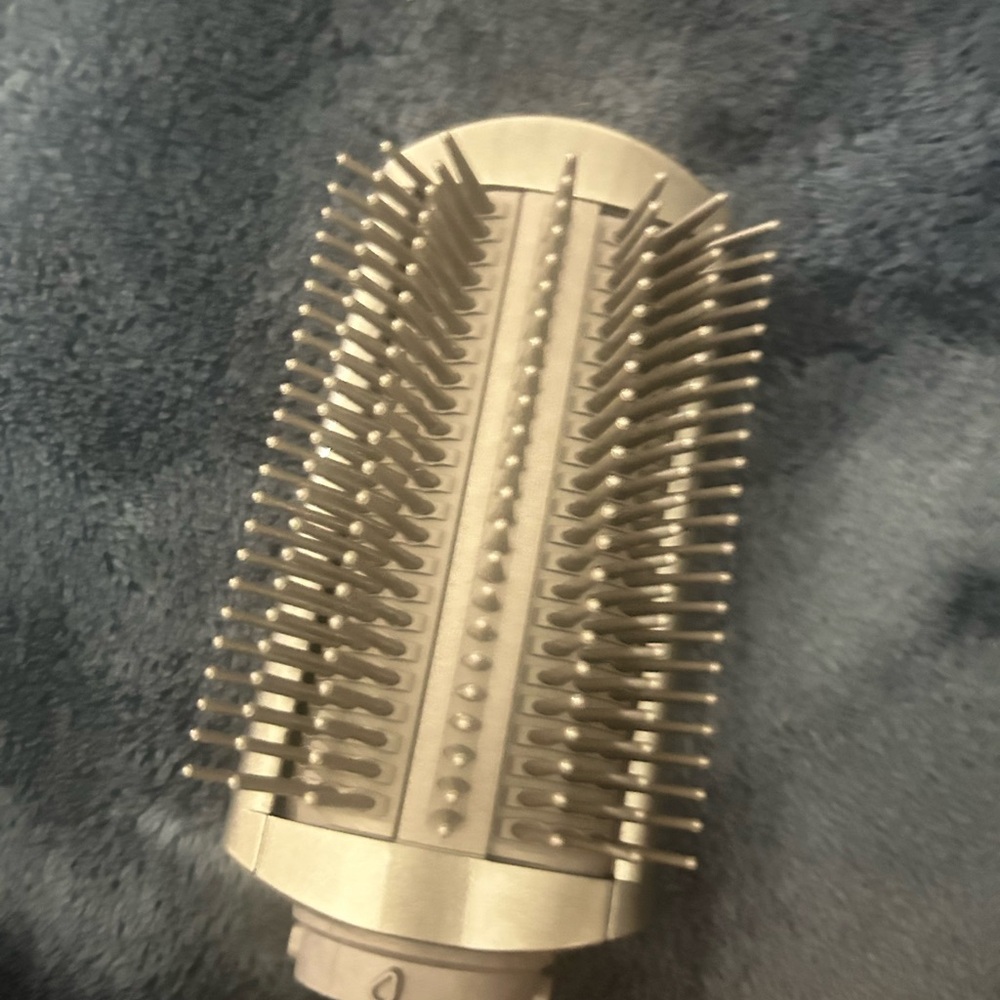 Dyson Gold Hair Styling Brush Attachment